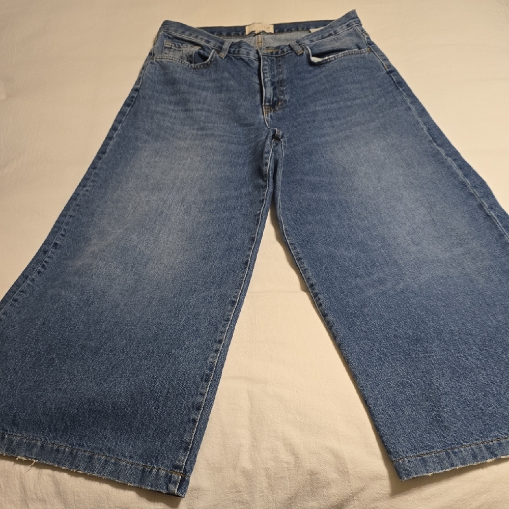 Current/Elliott Wide Leg Cropped Blue Jeans